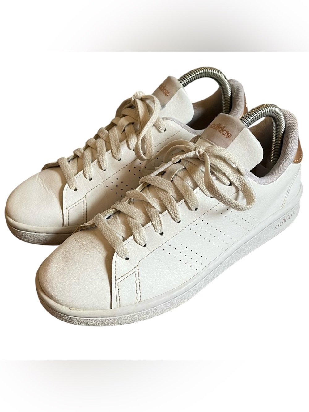 Adidas Advantage Cloudfoam White Copper Metalic Gold Womens 7.5 Sneakers GW4845